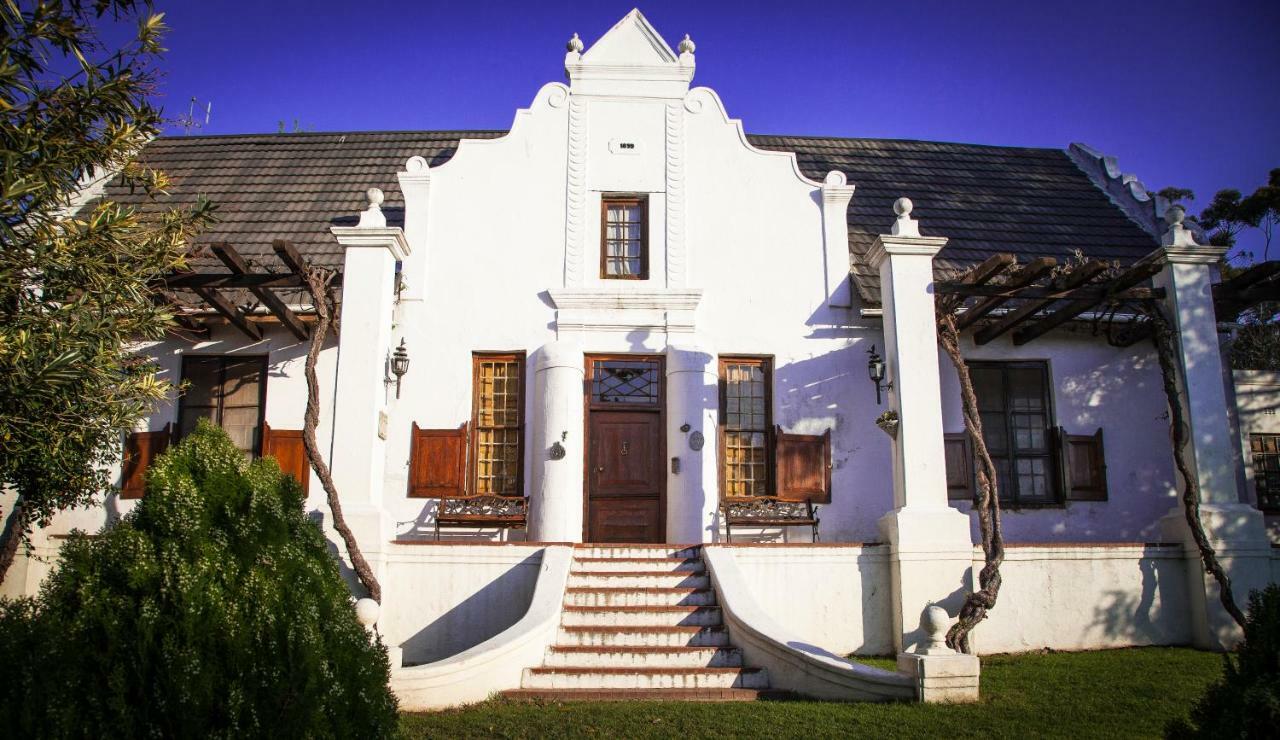 Апартаменты Mooiplaas Wine Estate Стелленбос Экстерьер фото